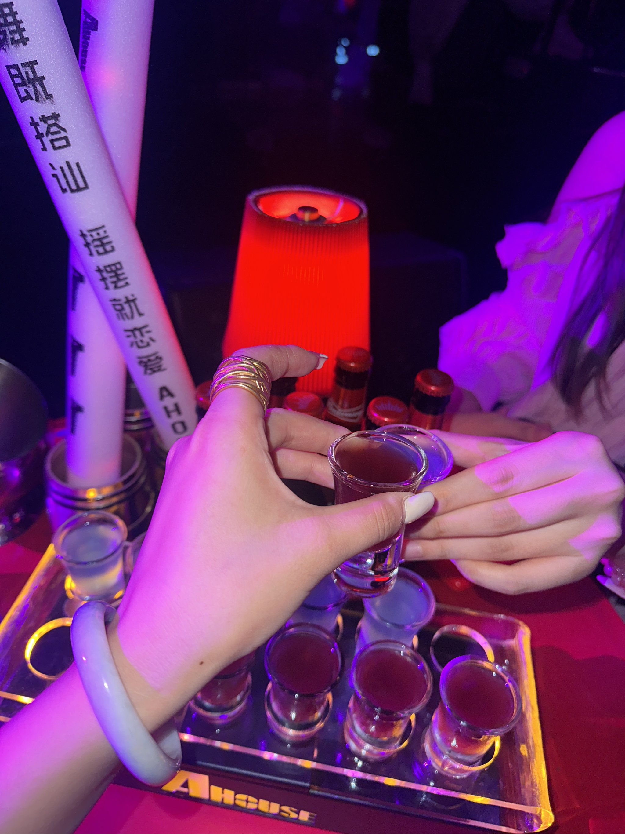 上海商务ktv中低端区别解析-普陀区ktv预订